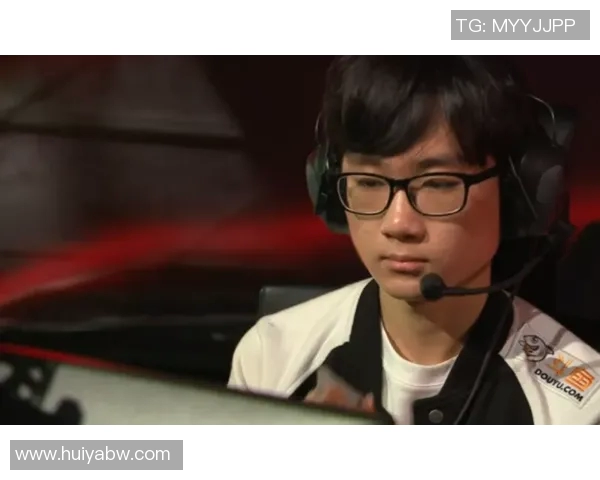 V5战队在英雄联盟阵地战中的表现分析与得失总结实时数据 V5战队在英雄联盟阵地战中的表现分析与得失总结实时数据